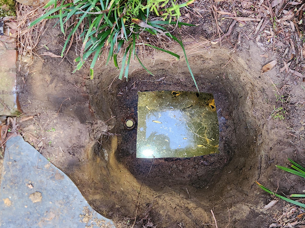 Tank fluid contents prior to pumping out Tank fluid contents prior to pumping out